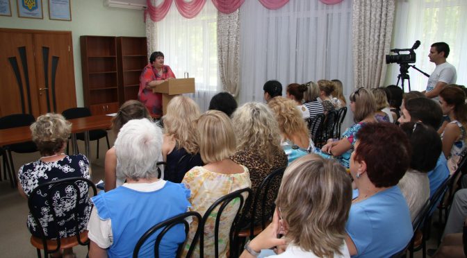 Сьогодні, 21.06.2016р. з 11.00 до 13.00, відбулася зустріч кандидата на посаду ректора Нечипоренко В.В.