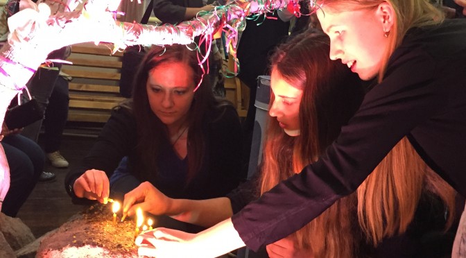 Перегляд вистави Альбера Камю у театрі «VIE»